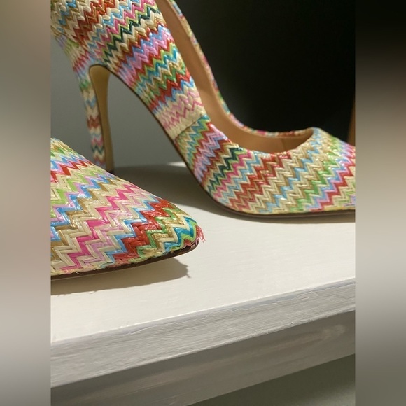 Charles David Women’s Multicolored Stripped High Heels-size 7.5 - Picture 5 of 8